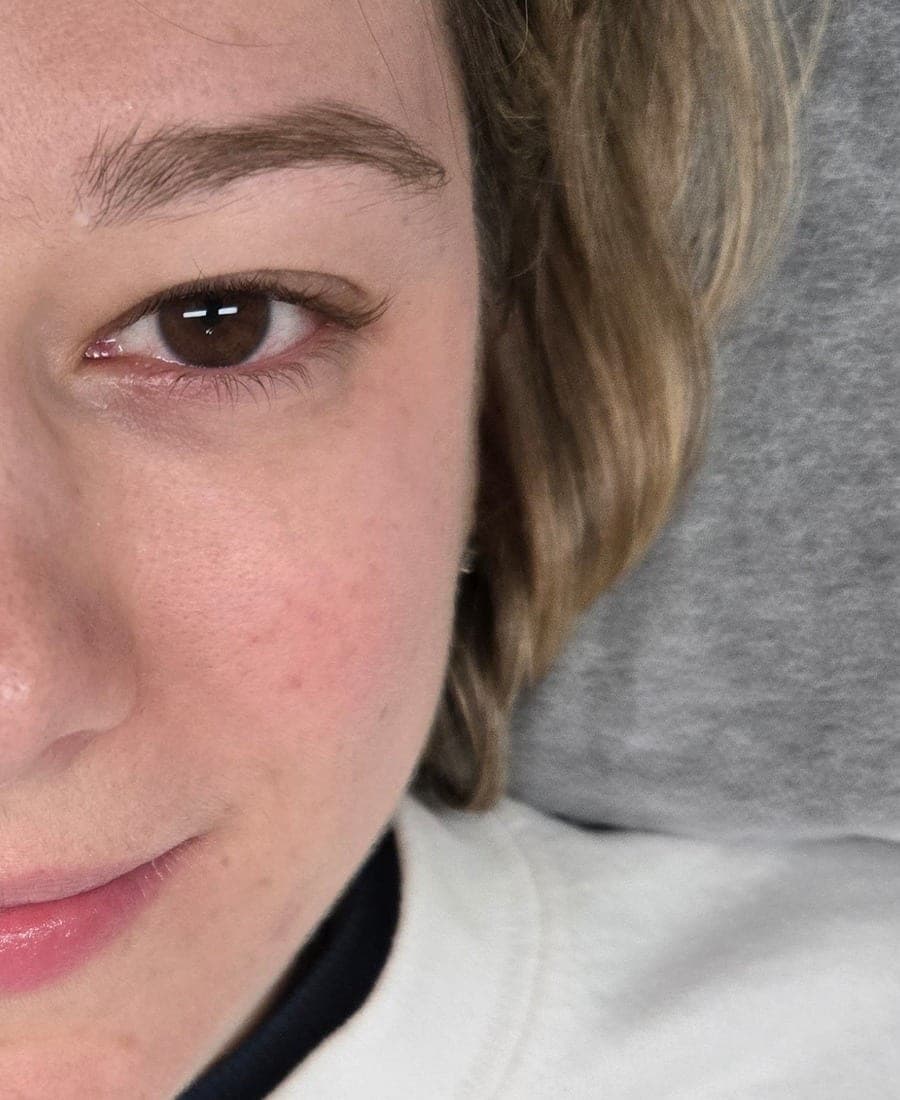 A client's natural lashes before a Korean lash lift